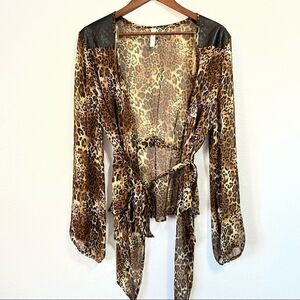 NWOT Blue Note Women’s Leopard Print Top Plus Size 3XL